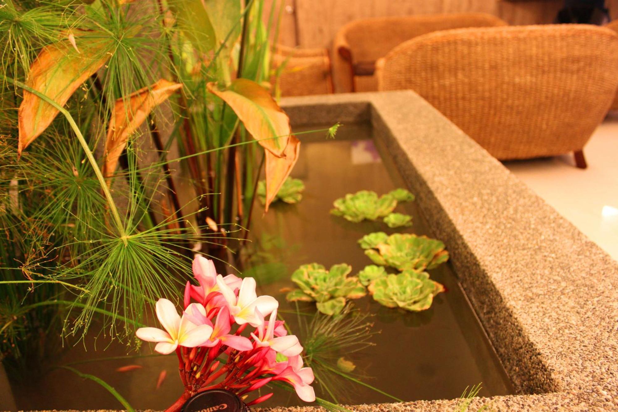 Hotel Time Boutique Nilai Kültér fotó