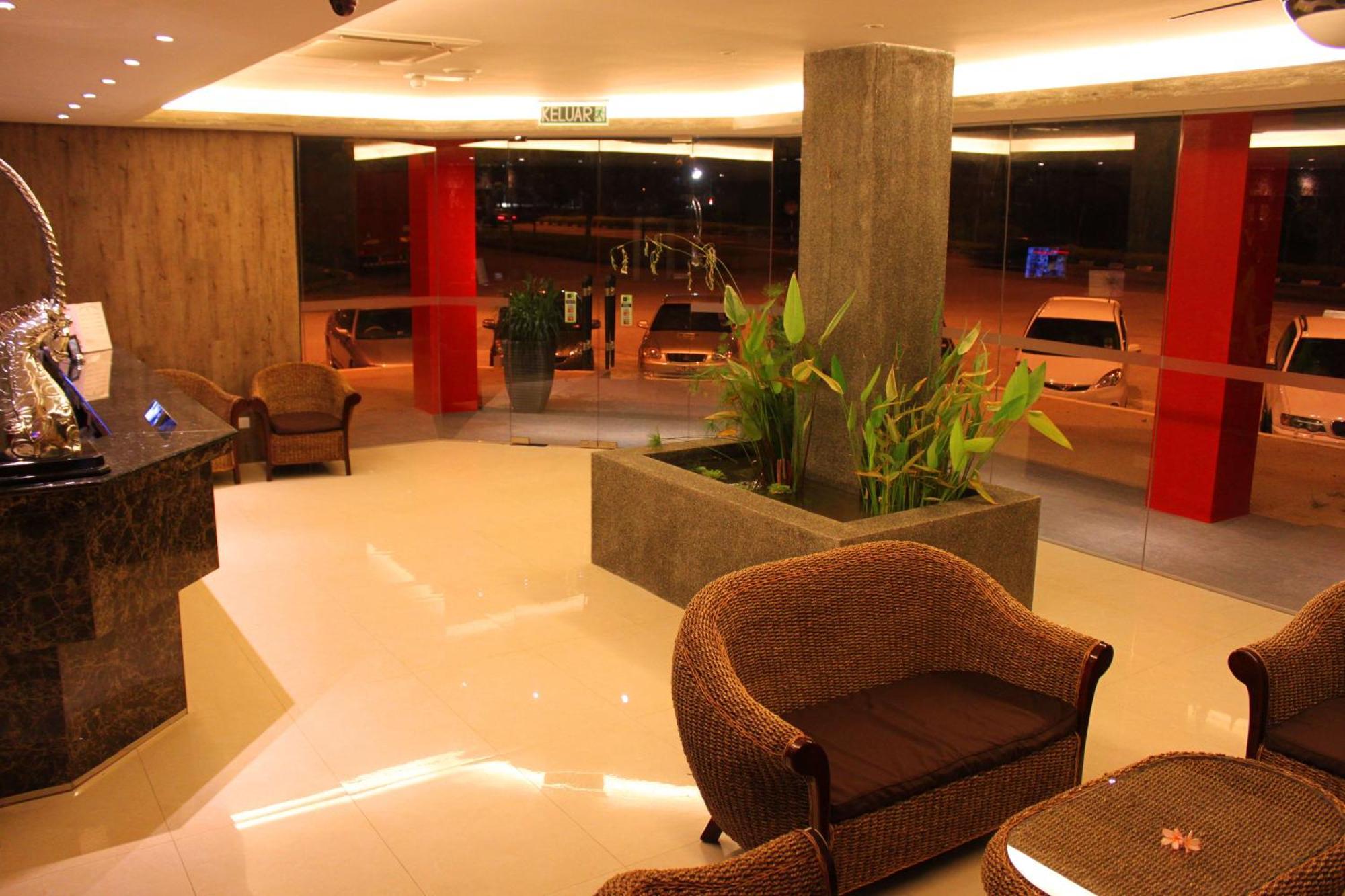 Hotel Time Boutique Nilai Kültér fotó