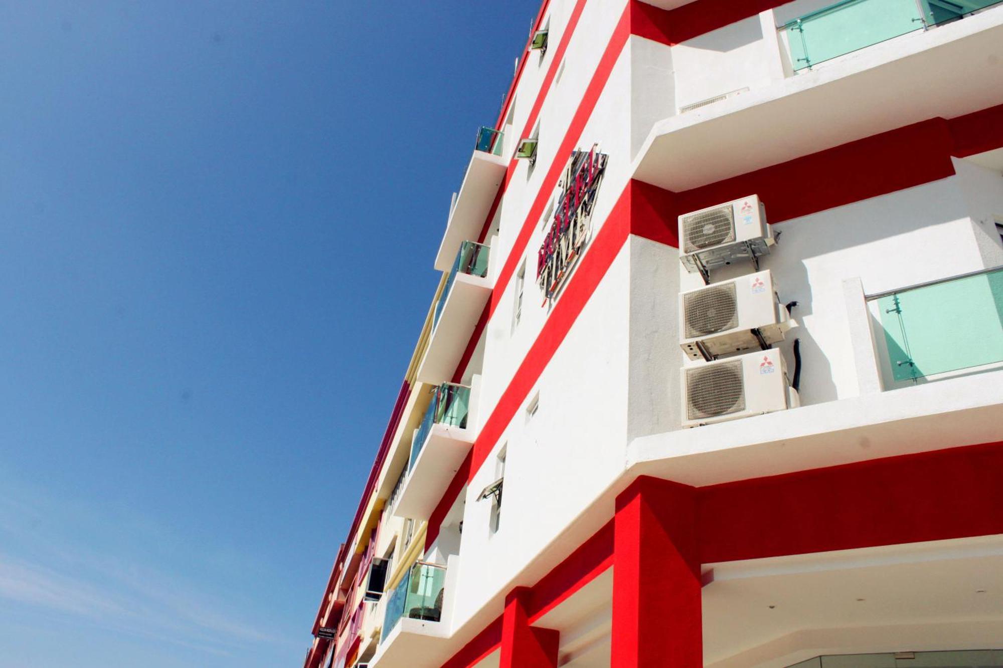 Hotel Time Boutique Nilai Kültér fotó