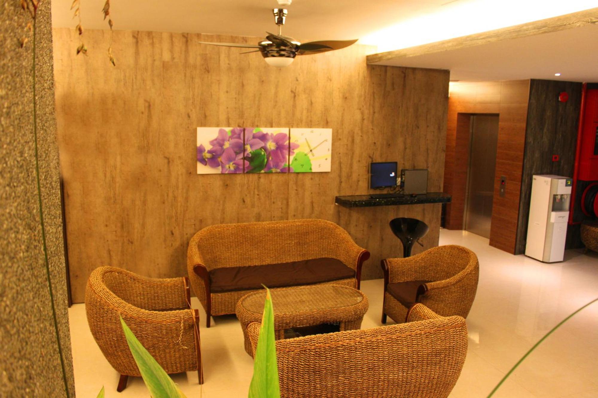 Hotel Time Boutique Nilai Kültér fotó